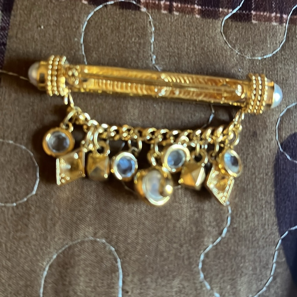 Pin - Picture 2 of 3